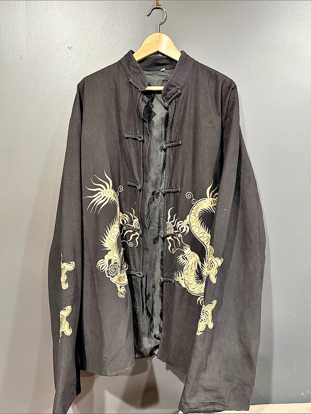 Embroidered Dragon kimono Jacket in Black Like New